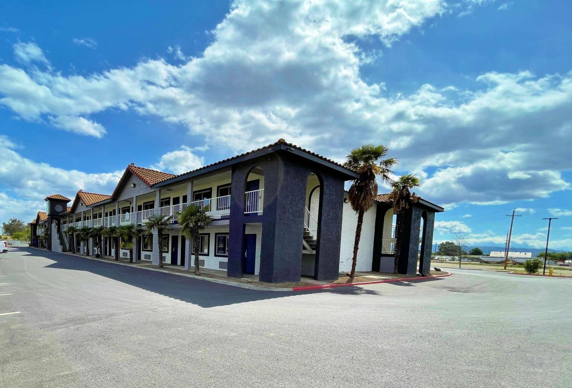Hotel Surestay By Western Williams